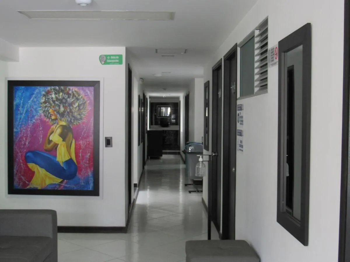 Hotel Murano מדיין