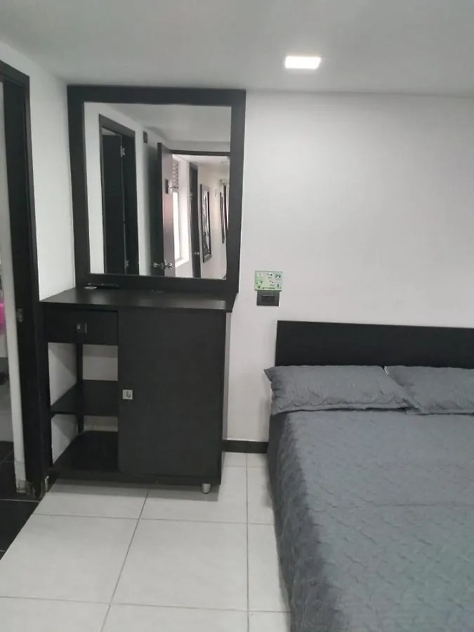 Hotel Murano מדיין 3*,