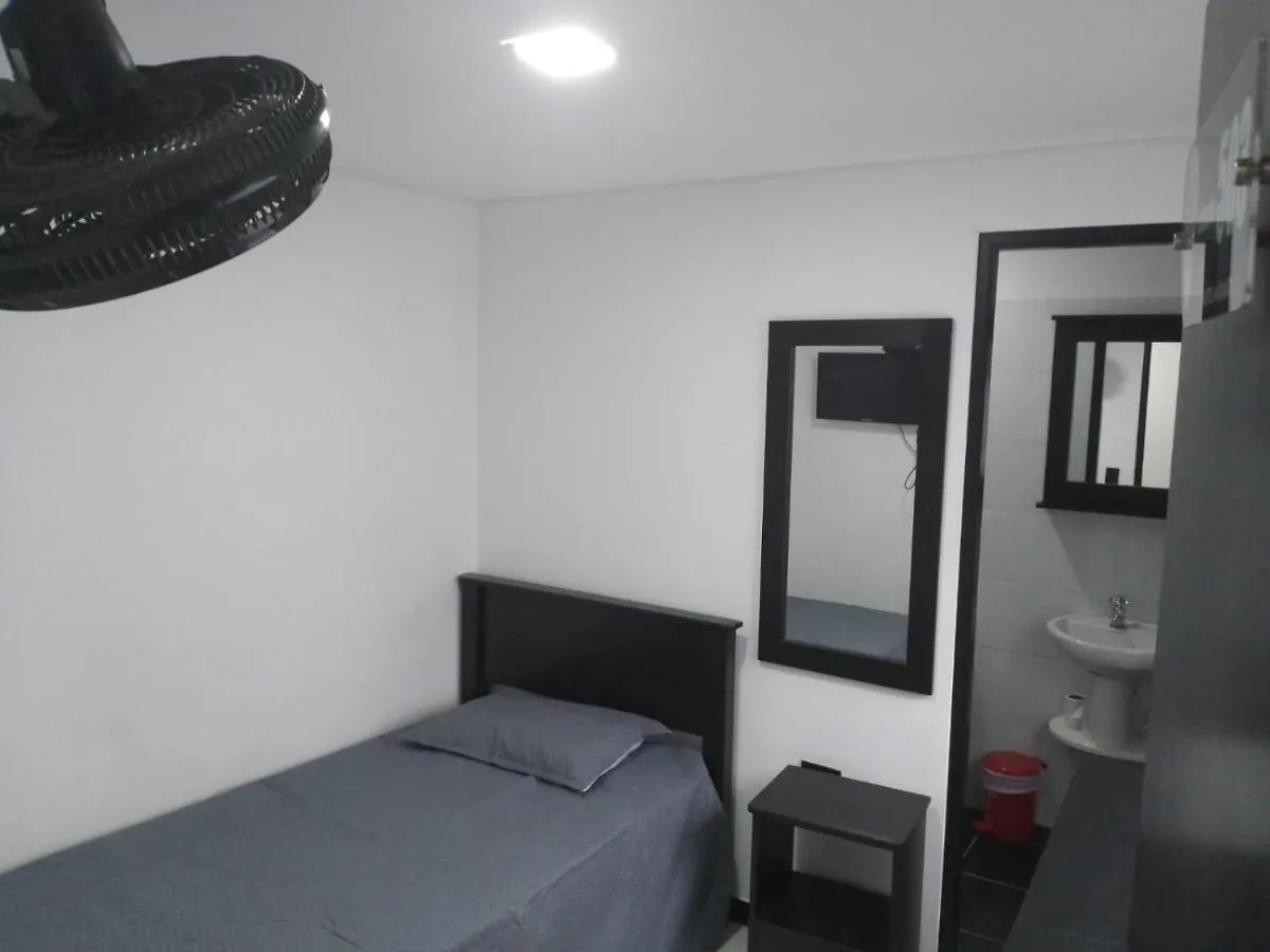 Hotel Murano מדיין