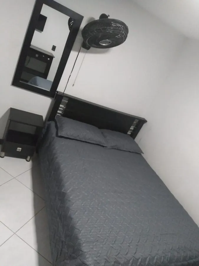 Hotel Murano מדיין